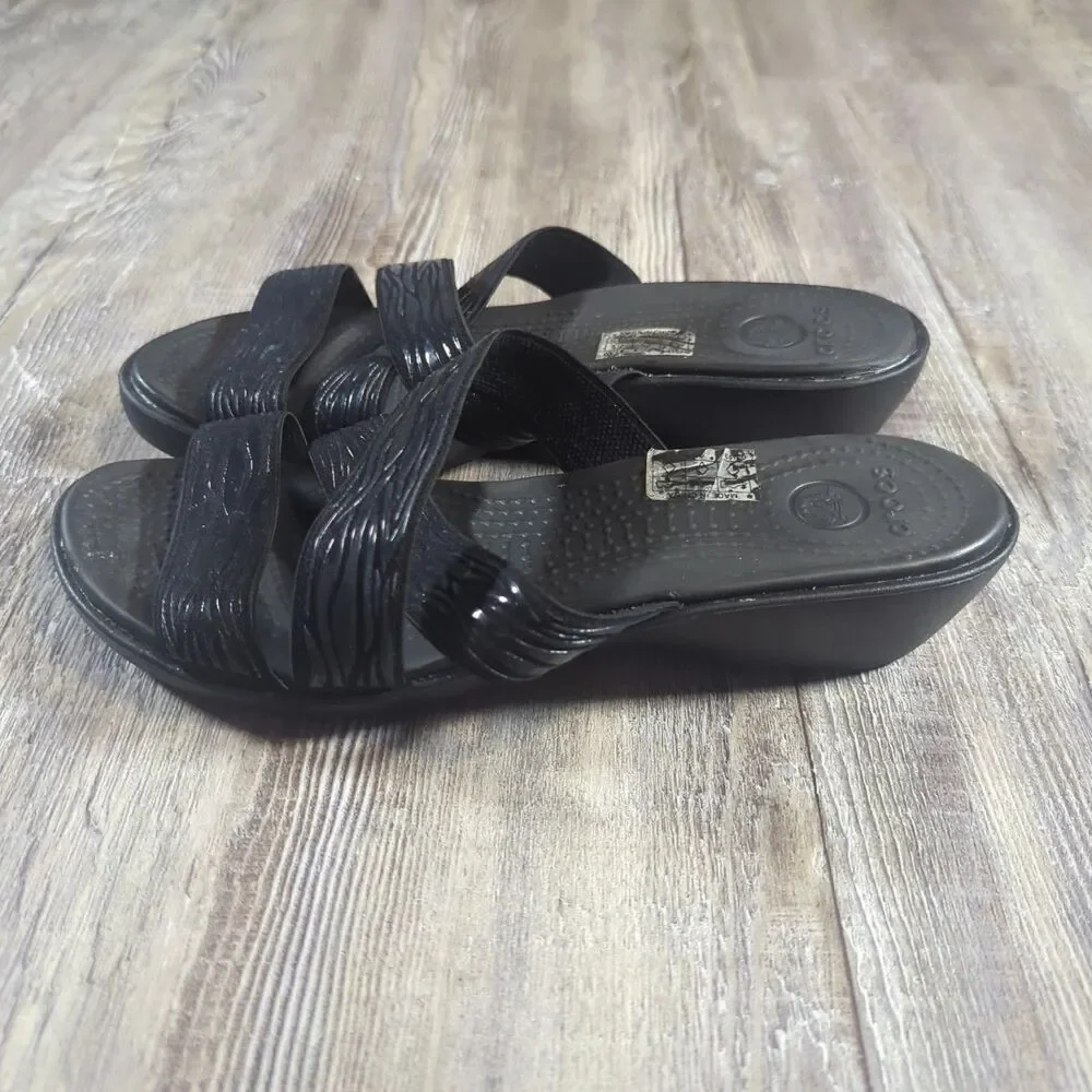 Crocs Sandals Women's Size 8 Molalla II Black Animal Print Criss Cross Wedge